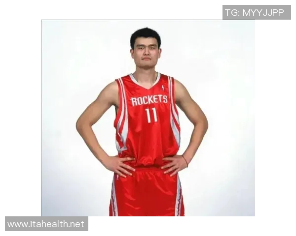 巨星姚明先生的传奇人生与篮球事业的辉煌成就探讨 巨星姚明先生的传奇人生与篮球事业的辉煌成就探讨