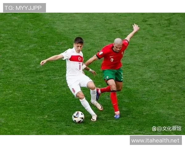 外号重炮的足球明星如何在绿茵场上发射精彩进球的传奇故事 外号重炮的足球明星如何在绿茵场上发射精彩进球的传奇故事